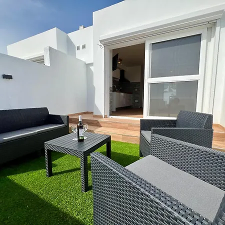 Διαμέρισμα Mit Meerblick Und Gemeinschaftspool