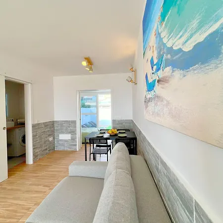 Mit Meerblick Und Gemeinschaftspool