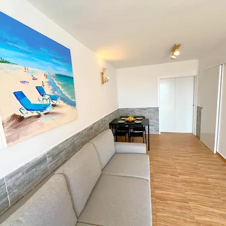 Mit Meerblick Und Gemeinschaftspool Διαμέρισμα