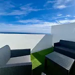Mit Meerblick Und Gemeinschaftspool 公寓 *