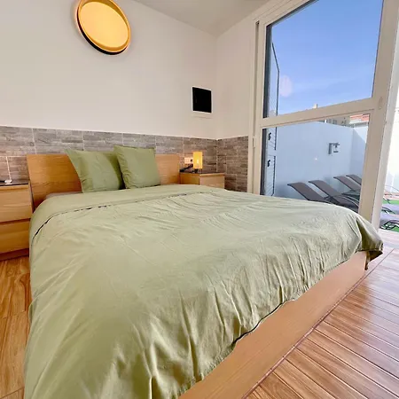 Mit Meerblick Und Gemeinschaftspool Lägenhet