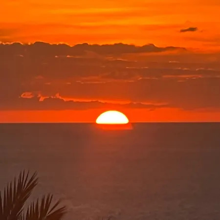 Mit Meerblick Und Gemeinschaftspool アパート *