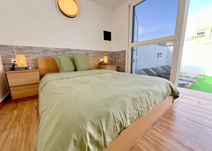 Mit Meerblick Und Gemeinschaftspool Lägenhet