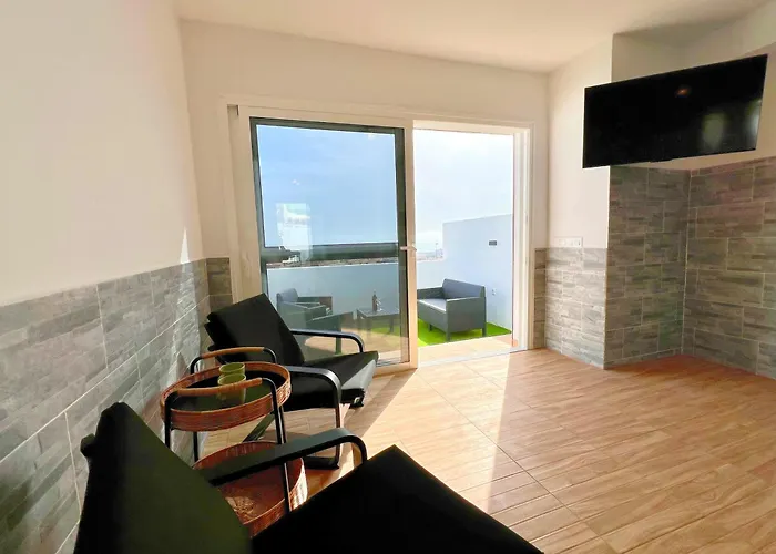 Mit Meerblick Und Gemeinschaftspool