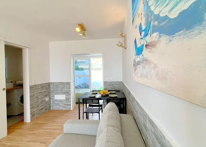 Mit Meerblick Und Gemeinschaftspool