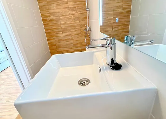 Mit Meerblick Und Gemeinschaftspool *