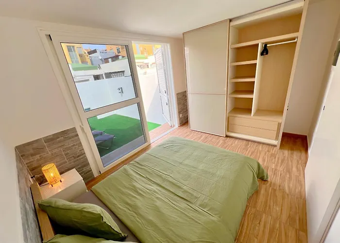 Mit Meerblick Und Gemeinschaftspool アパート