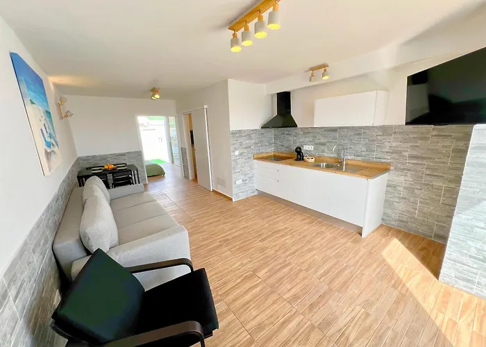 Mit Meerblick Und Gemeinschaftspool