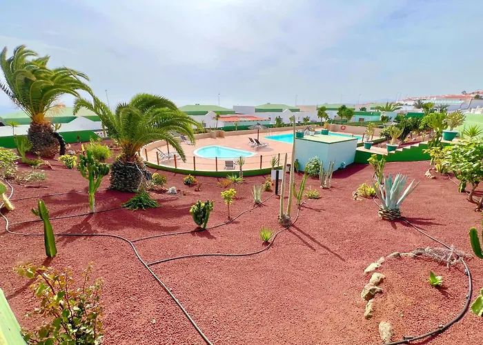 Mit Meerblick Und Gemeinschaftspool アパート