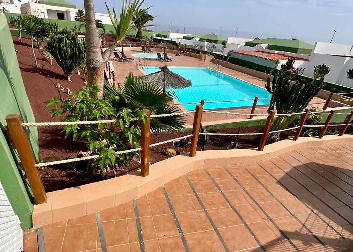 Mit Meerblick Und Gemeinschaftspool