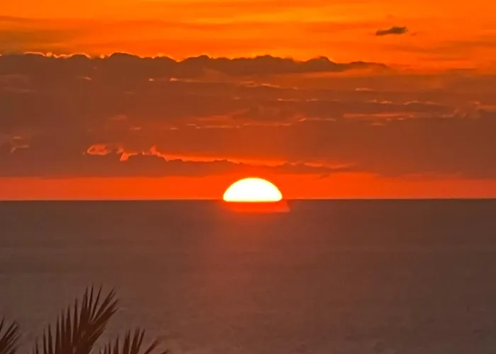 Mit Meerblick Und Gemeinschaftspool アパート *